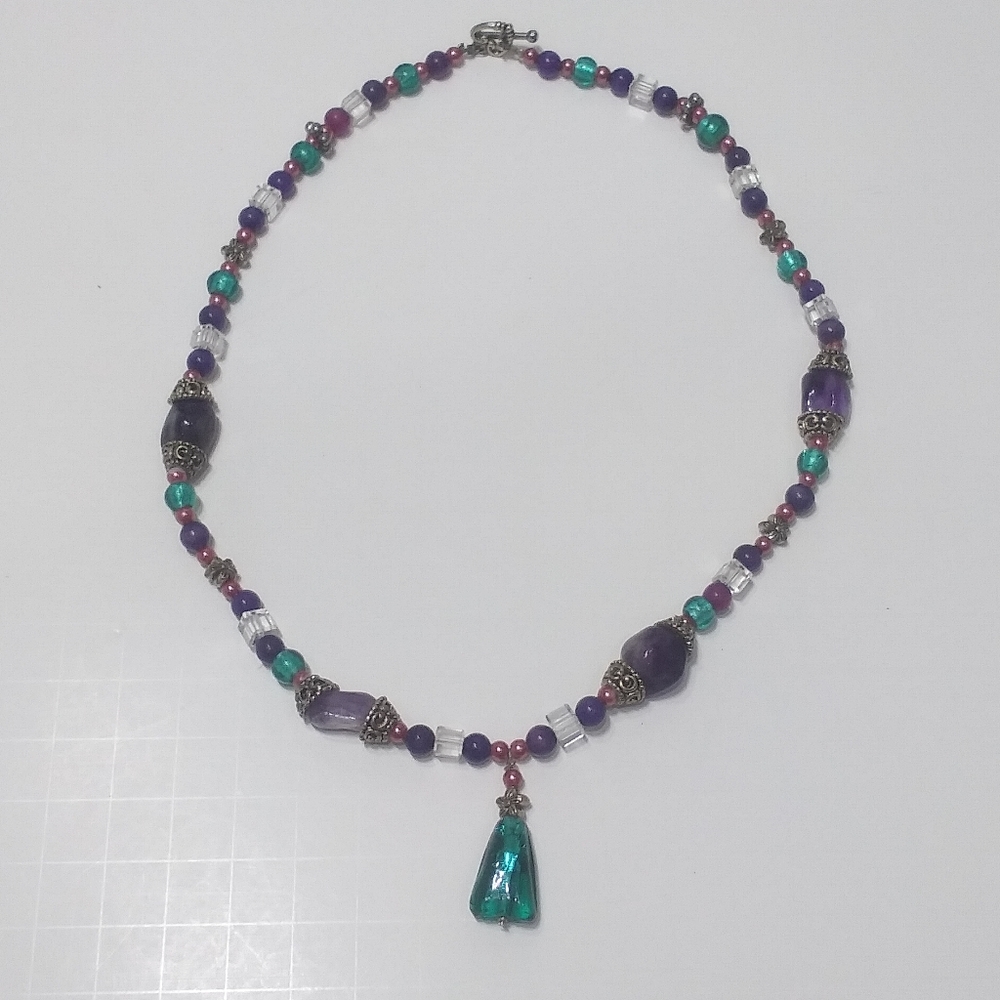 Pink, Green & Purple Beaded Necklace - Picture 8 of 9